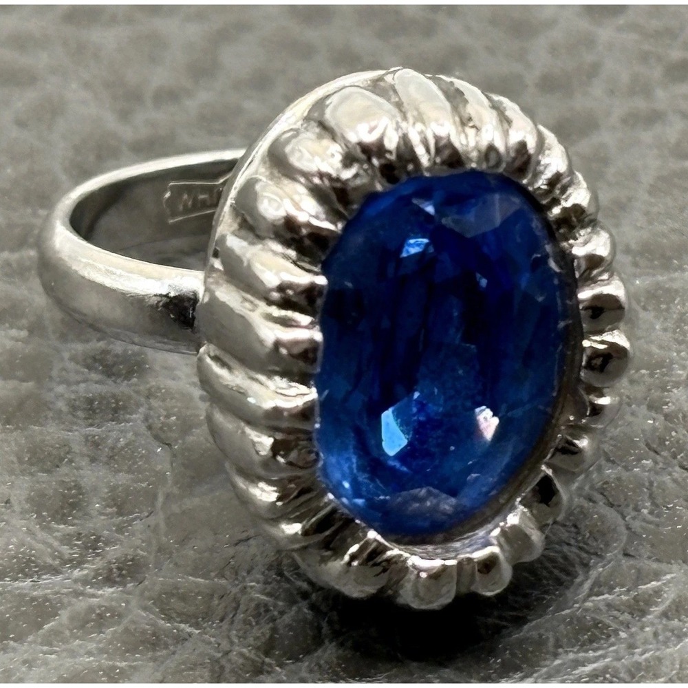 Vintage Whiting & Davis Blue Glass Stone Cocktail Ring Silver Tone Size 6